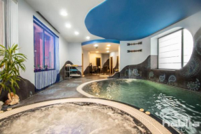 Cozy house with sauna, pool and private garden